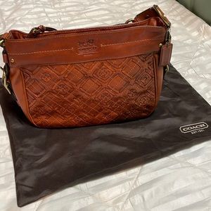 NWOT Coach Zoe Woven Shoulder Bag